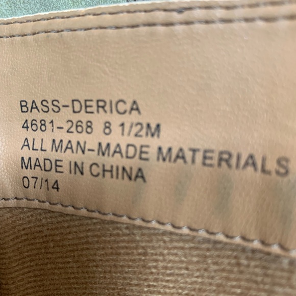 GH Bass Derica Distressed Tan Faux Leather Riding Boots With Stretch Size 8.5 - Picture 8 of 11